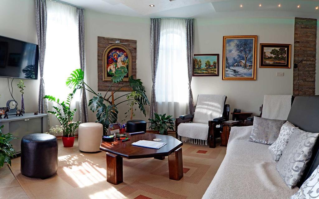 Vila Madams - Palic-Serbia エクステリア 写真